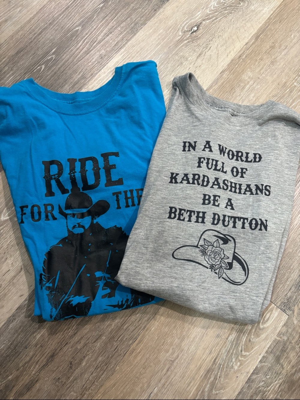 Gildan Blue & Gray Yellowstone Rip and Beth tees , Short Sleeve Tees -